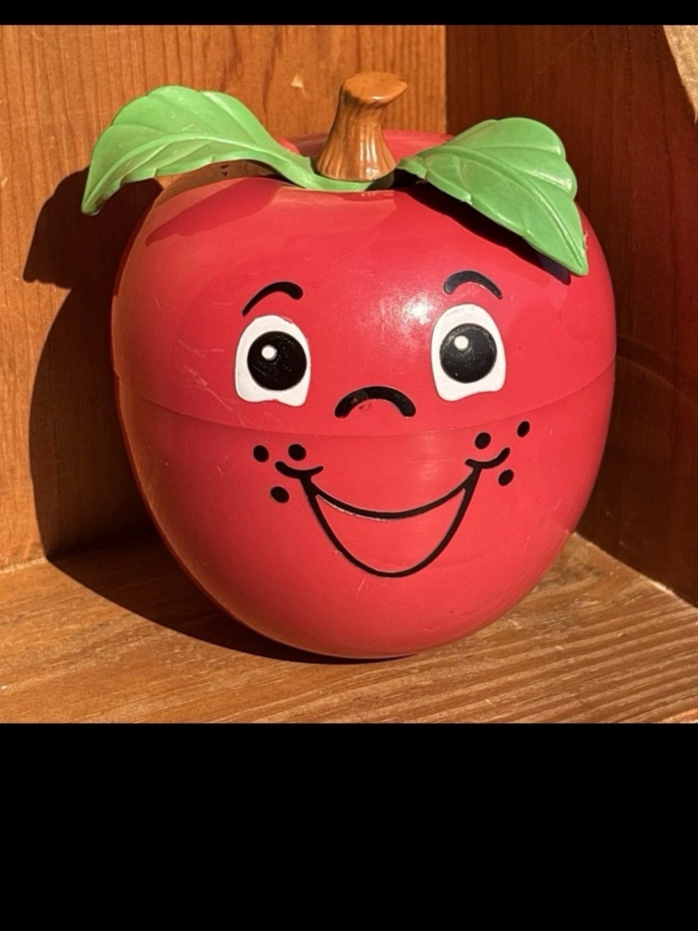 Vintage Fisher Price Happy Apple Red 1972 Roly-poly Chime Toy Ball * 1970s
